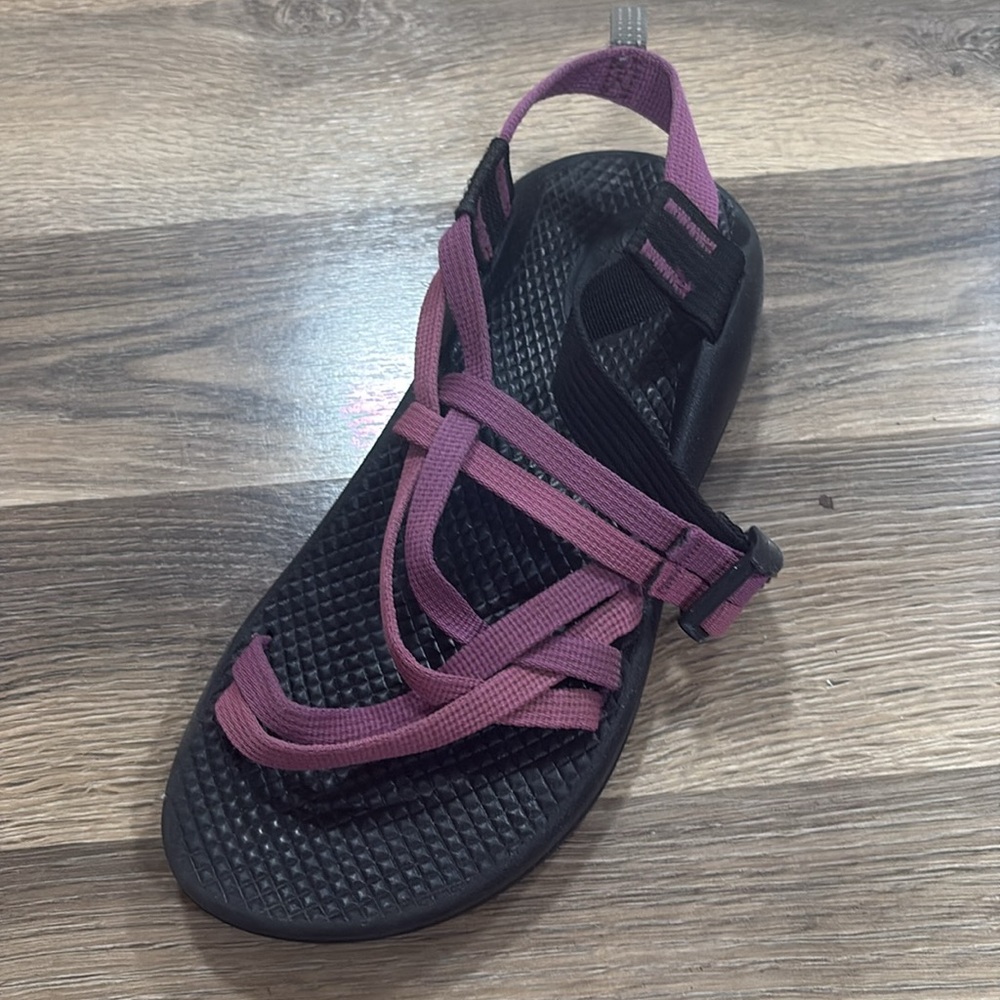 Chacos - Picture 3 of 8